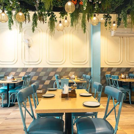 Rupam Hotel Delhi  Eksteriør billede