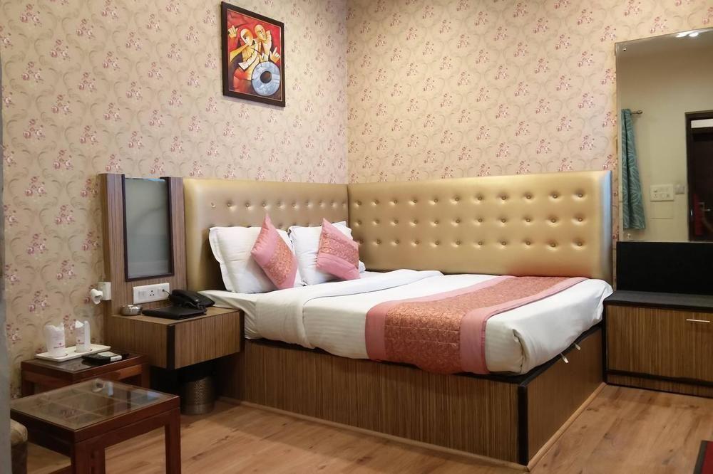 Rupam Hotel Delhi  Eksteriør billede