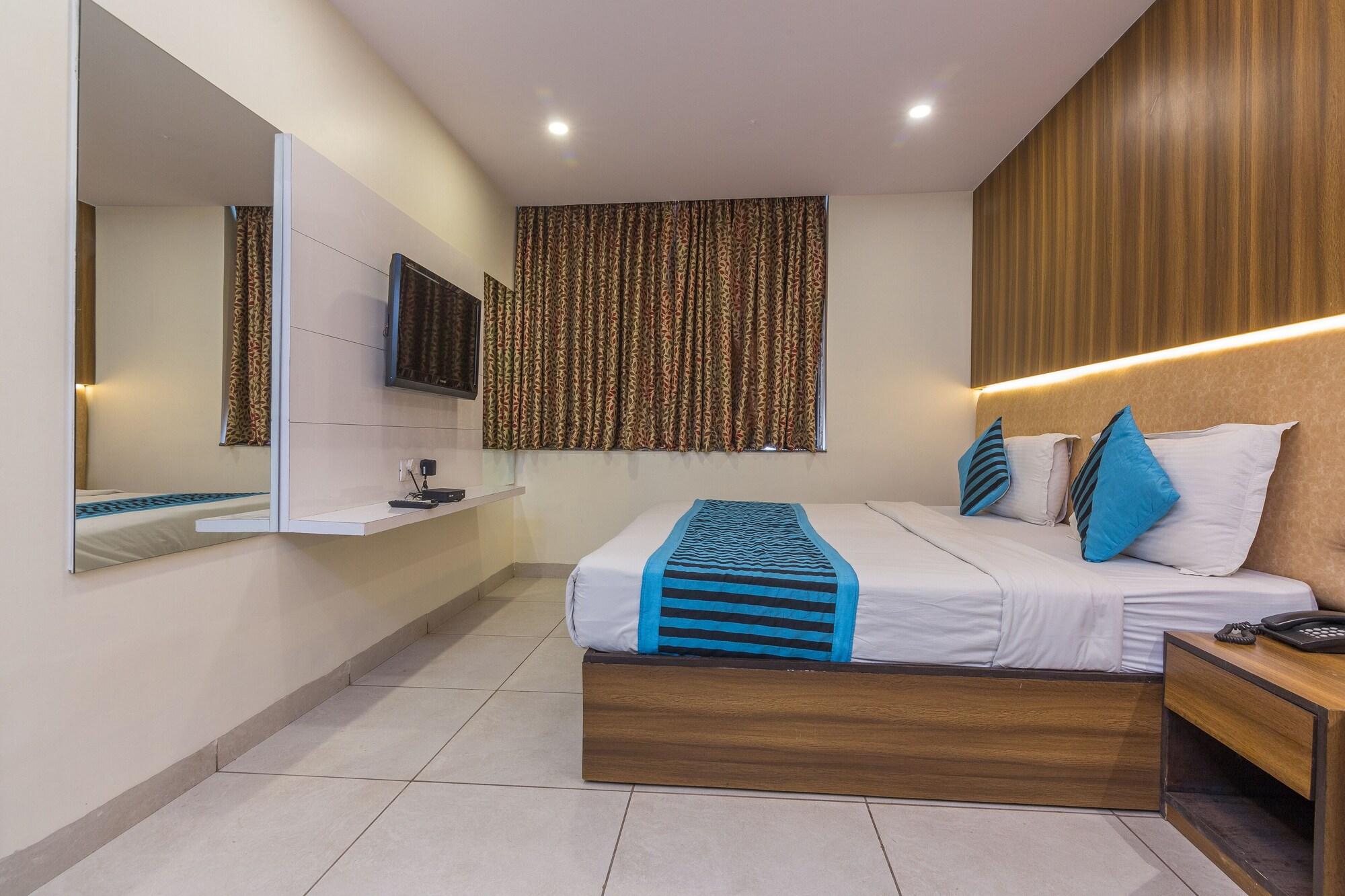 Rupam Hotel Delhi  Eksteriør billede