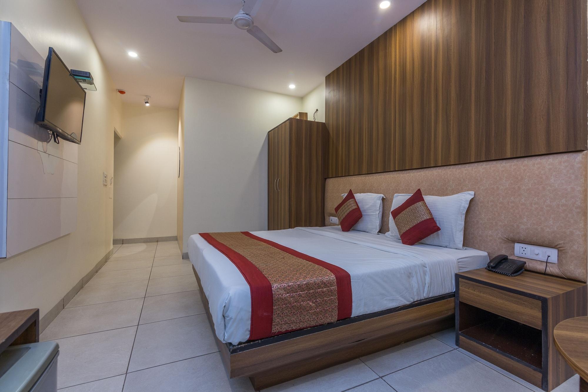 Rupam Hotel Delhi  Eksteriør billede
