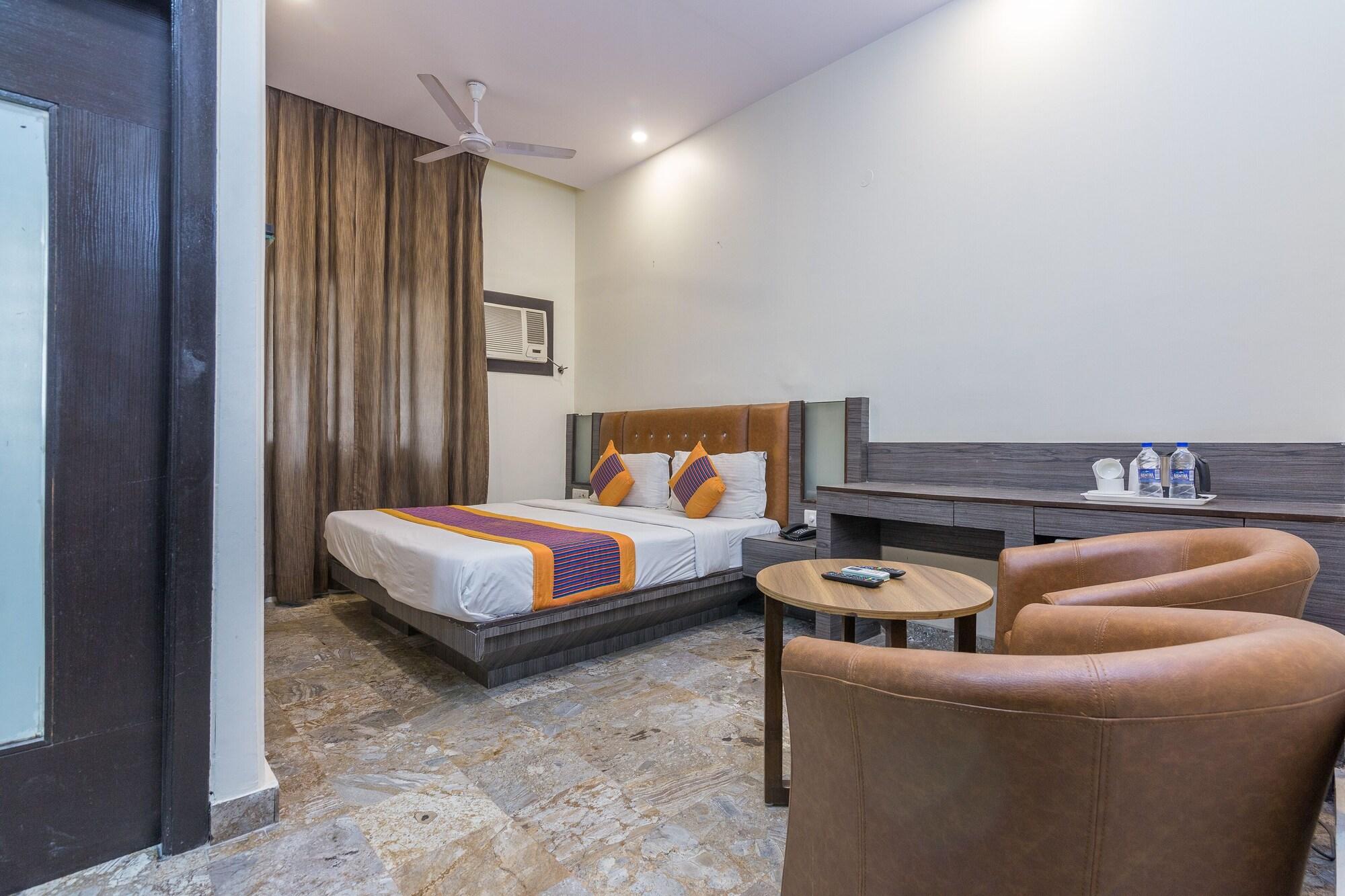 Rupam Hotel Delhi  Eksteriør billede
