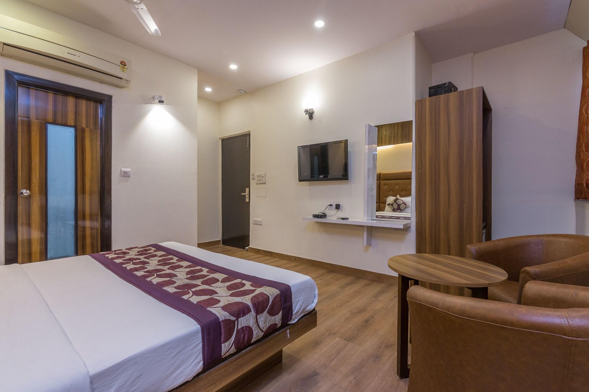 Rupam Hotel Delhi  Eksteriør billede