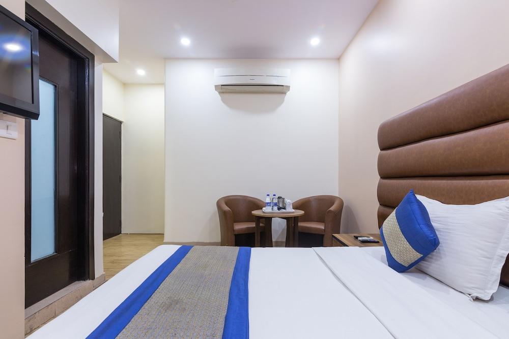 Rupam Hotel Delhi  Eksteriør billede