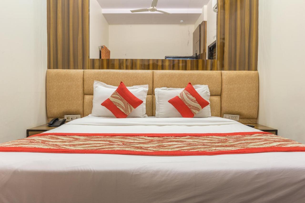 Rupam Hotel Delhi  Eksteriør billede