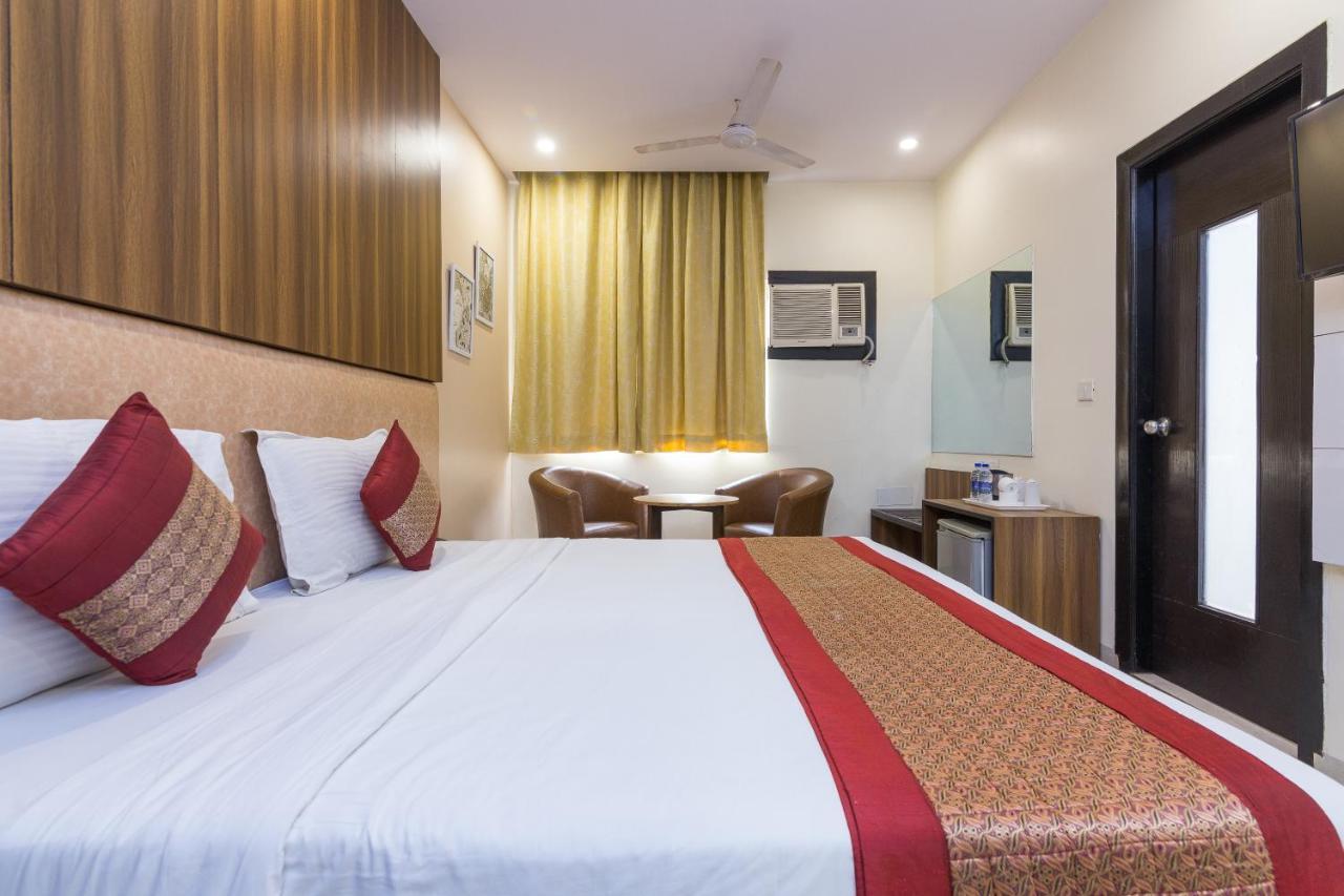 Rupam Hotel Delhi  Eksteriør billede